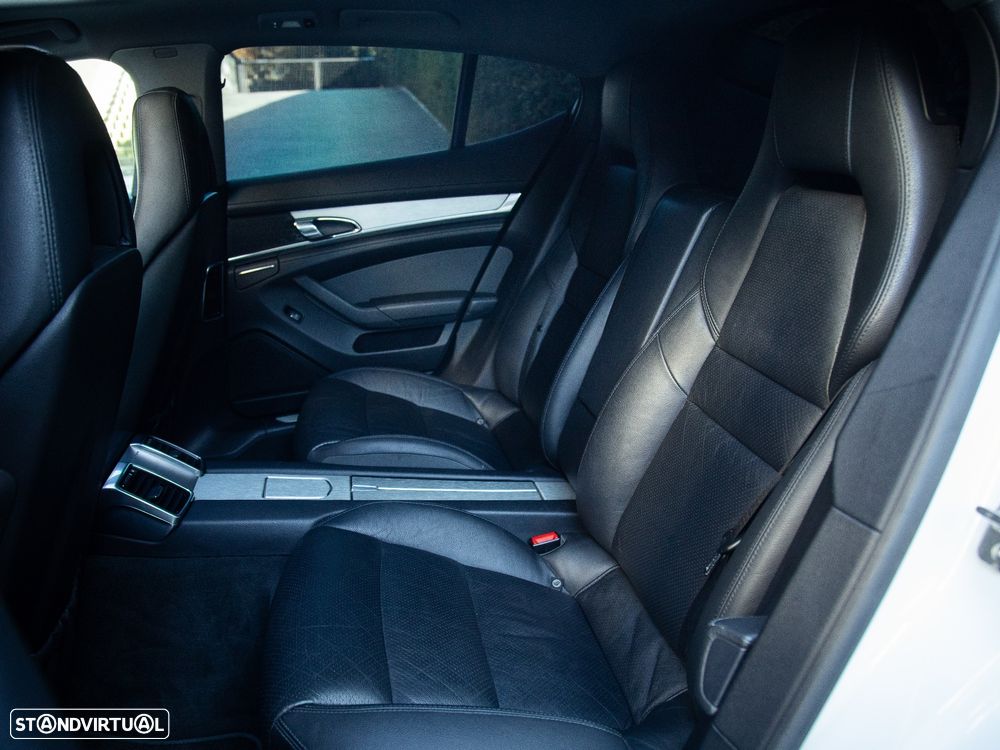 Porsche Panamera Standard - 20