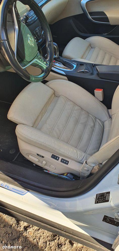 Opel Insignia 2.0 CDTI 4x4 Country Tourer - 34