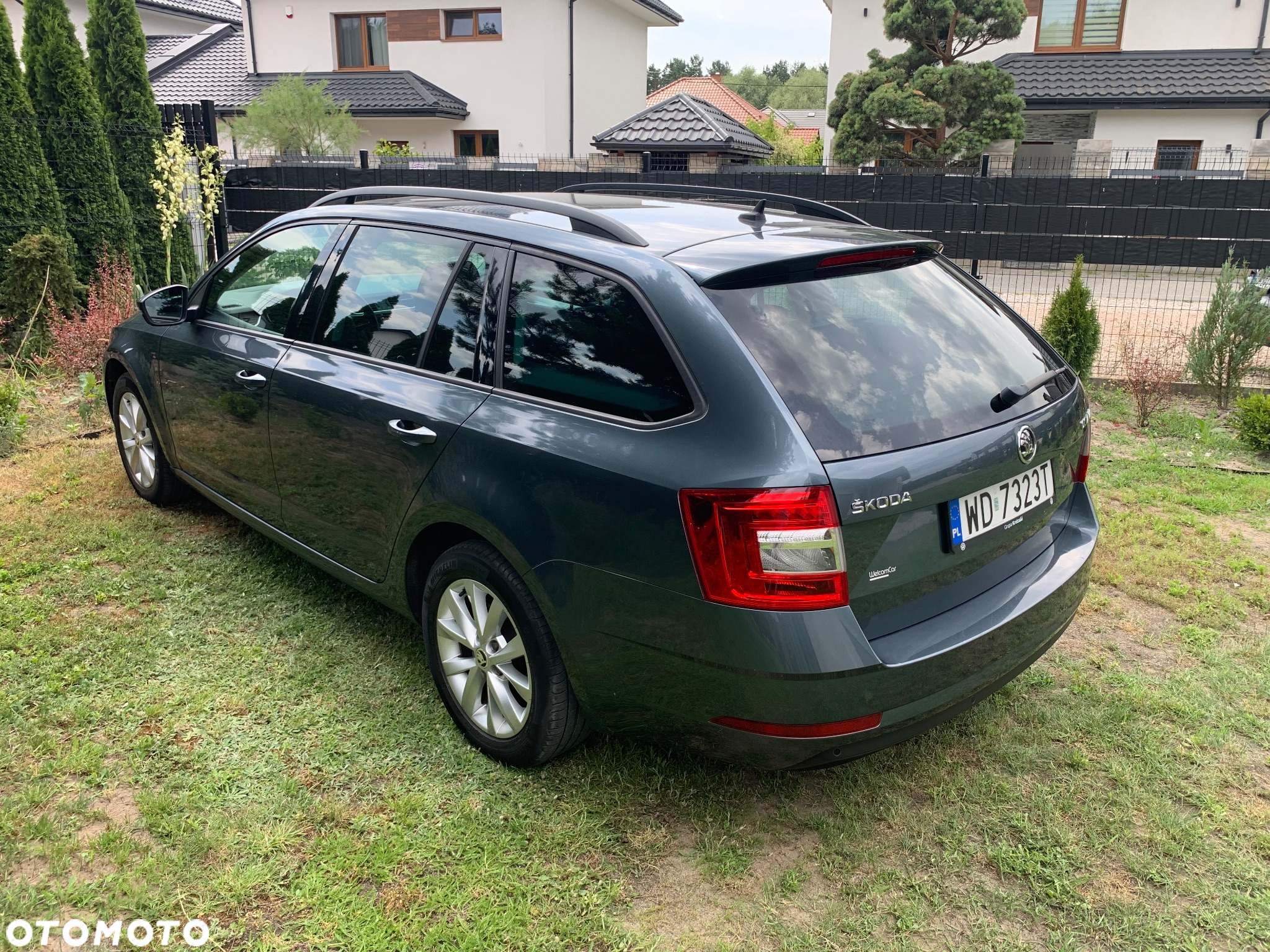 Skoda Octavia Combi 1.6 TDI DSG Ambition - 8