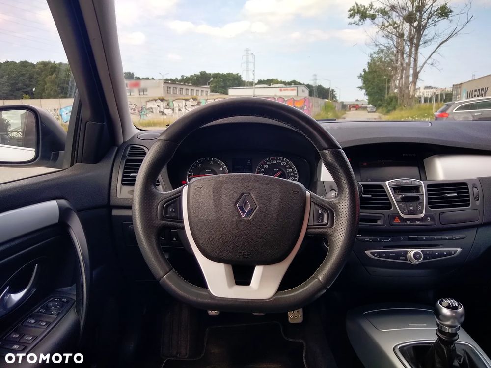 Renault Laguna 2.0 DCi FAP GT - 20