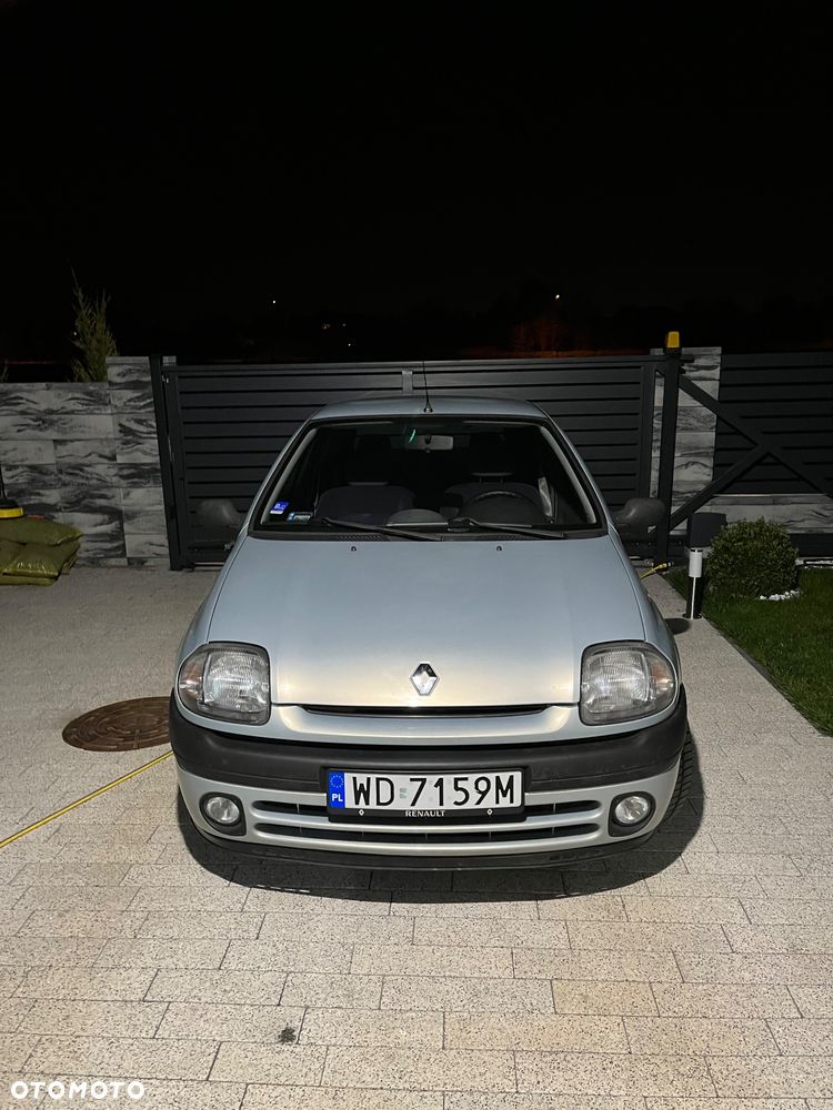 Renault Clio 1.4i RT - 2