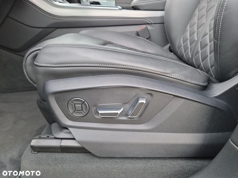 Audi SQ7 - 12