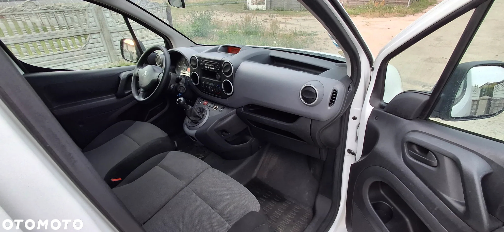 Peugeot Partner - 11