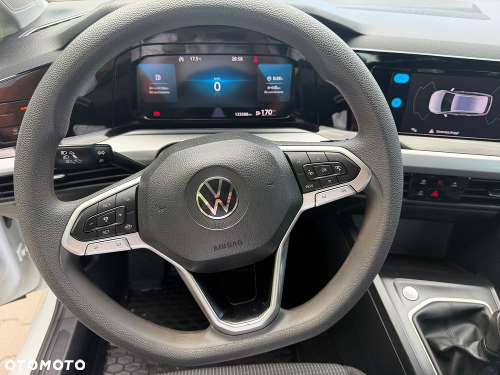 Volkswagen Golf 1.0 TSI - 24