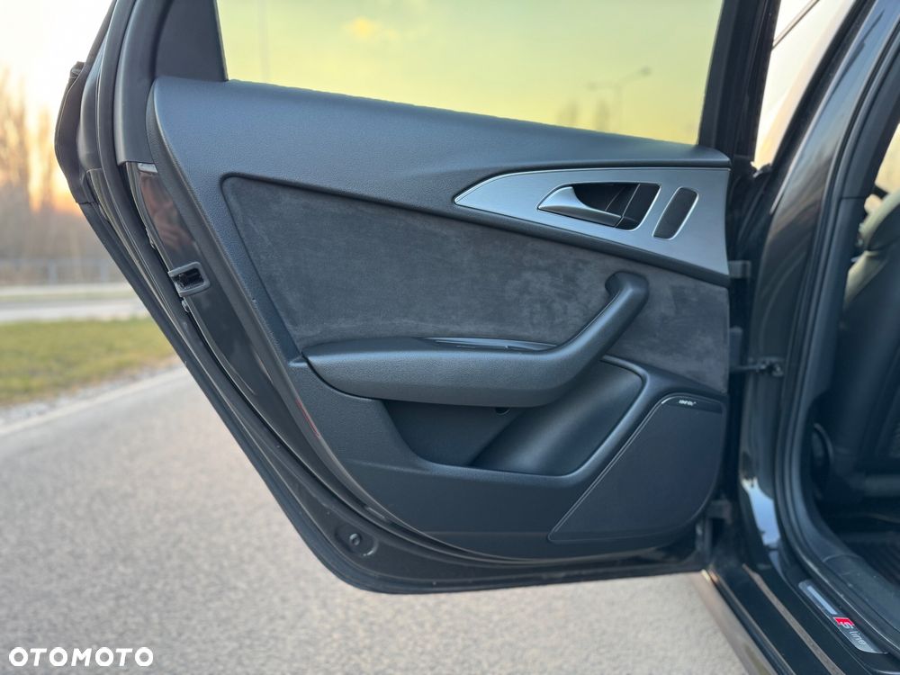 Audi A6 Avant 3.0 TDI Quattro S tronic - 24