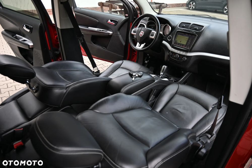 Fiat Freemont 2.0 Multijet 16V DPF Automatik Allrad Black Code - 33