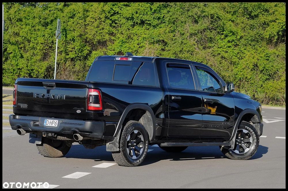 Dodge RAM - 18
