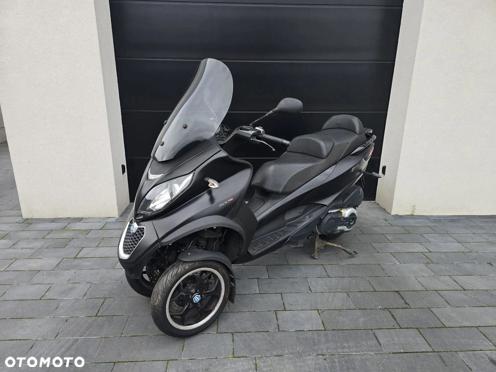 Piaggio MP-3 - 6