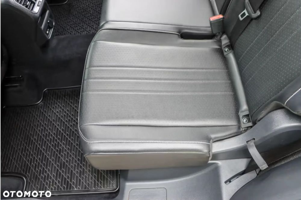 Volkswagen Tiguan 2,0 TSI OPF 4Motion DSG R-Line - 18