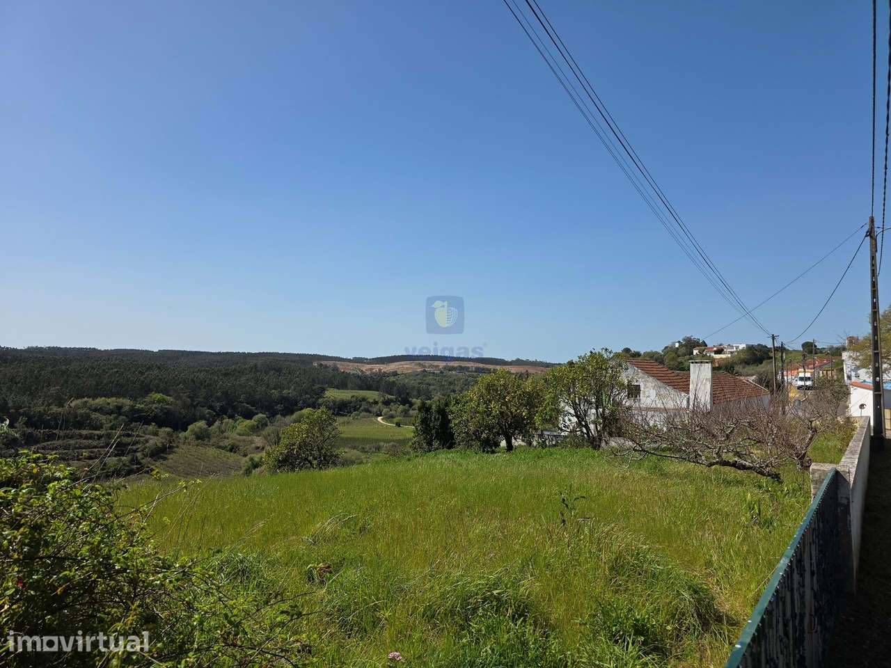 Quintinha com 12.484m2 de Terreno e 260m2 de área bruta. Possibilidad - Grande imagem: 2/27