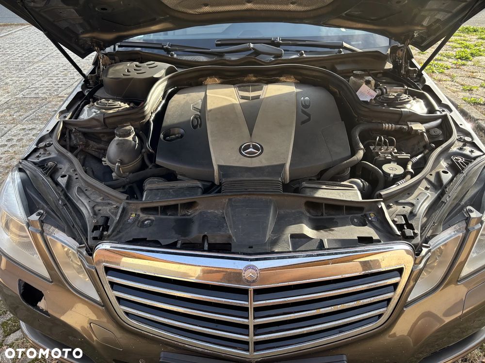 Mercedes-Benz Klasa E 350 CDI 4-Matic BlueEff - 18