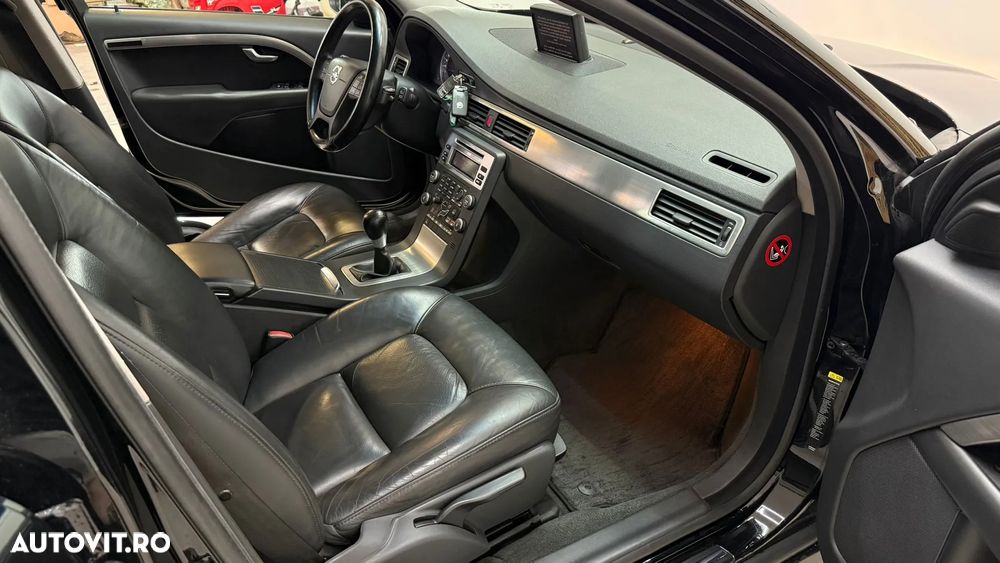 Volvo V70 2.0D - 7