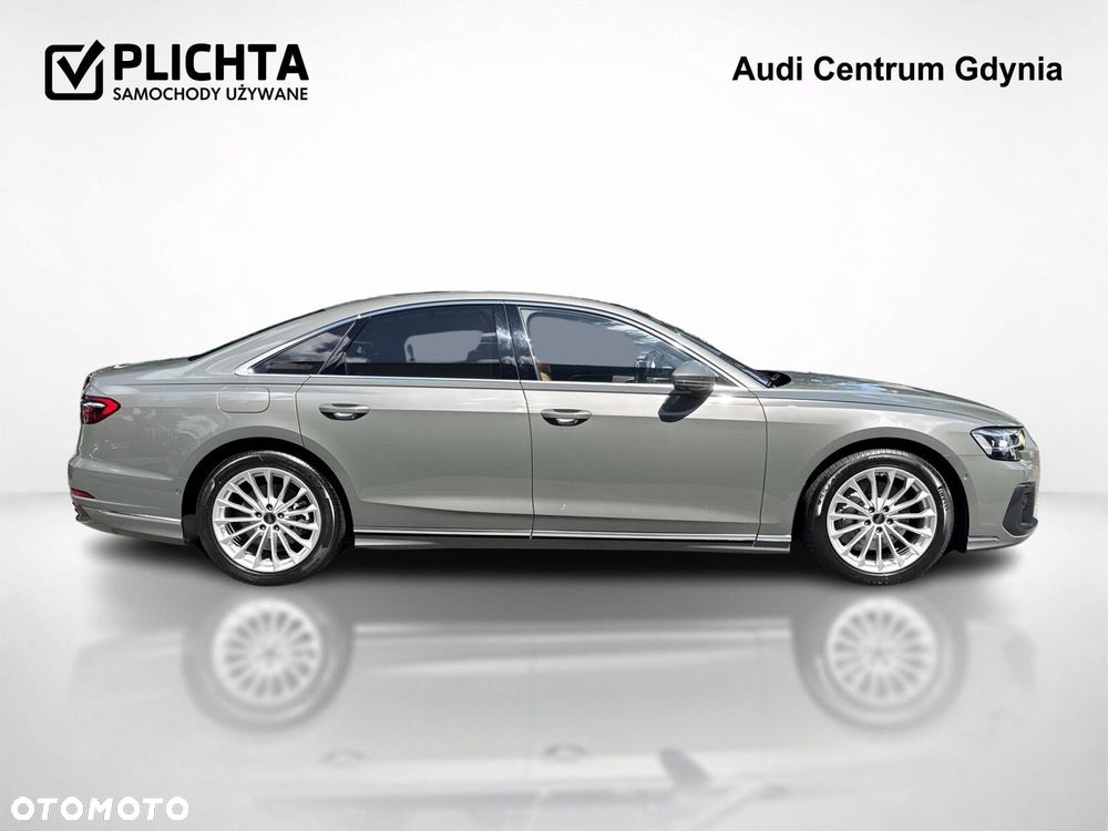 Audi A8 - 7