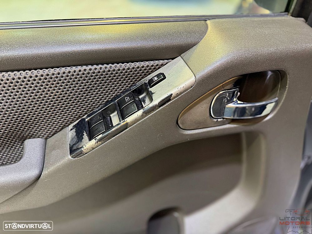 Nissan Navara 2.5 dCi CD Pilot - 18