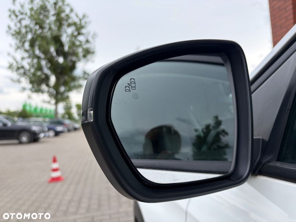 Peugeot 5008 1.5 BlueHDi Allure S&S - 25
