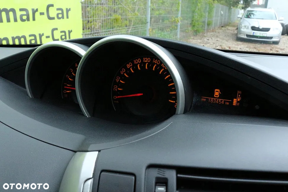 Toyota Verso 1.6 Premium - 22