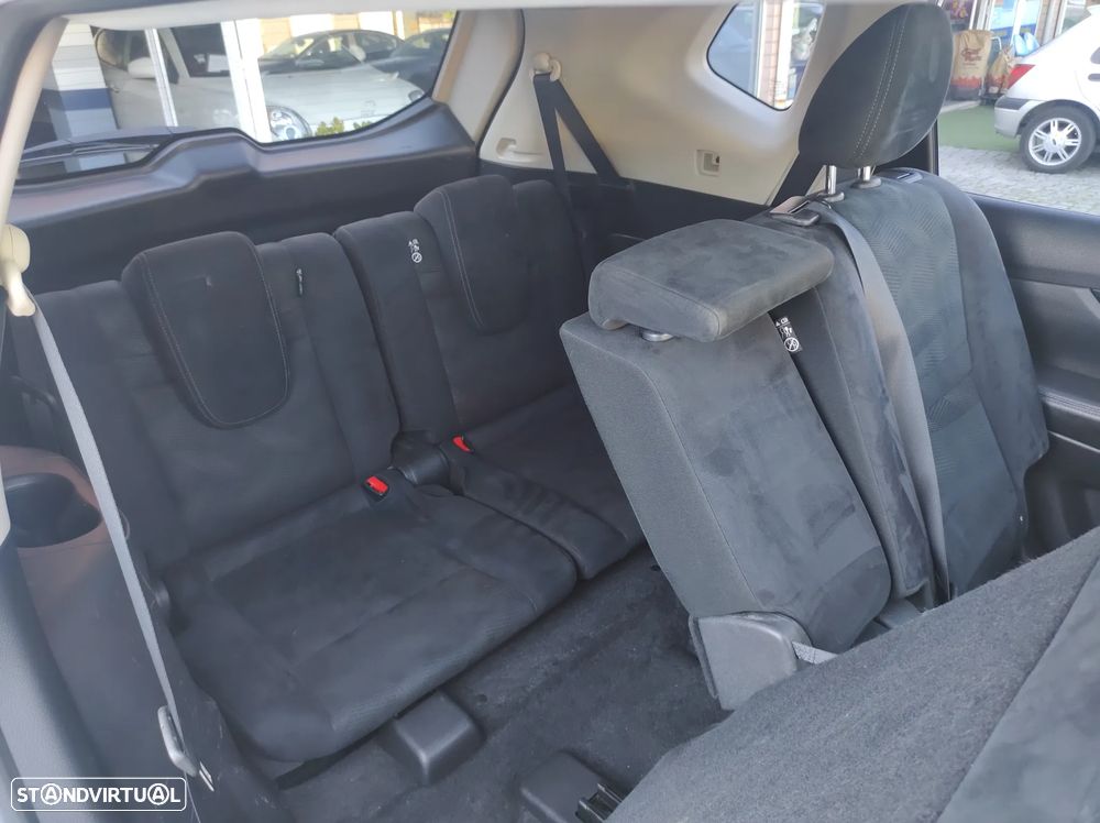 Nissan X-Trail 1.6 dCi 360 - 17