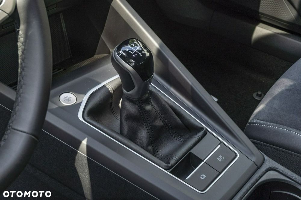 Volkswagen Golf - 16