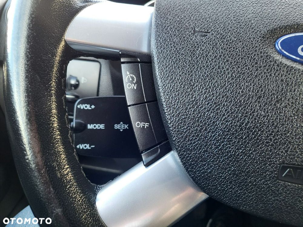 Ford Focus - 30