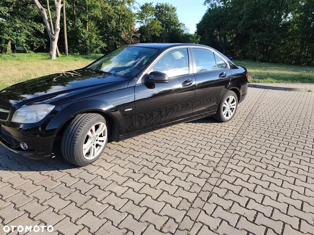 Mercedes-Benz Klasa C 180 Kompressor BlueEFFICIENCY Elegance - 16
