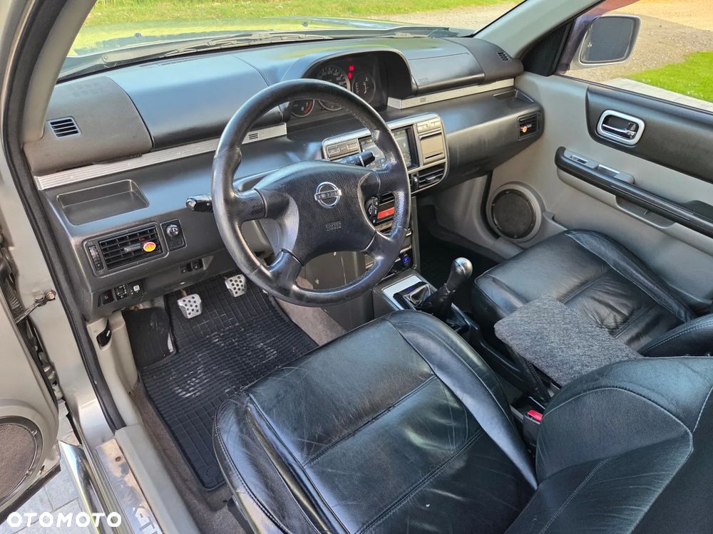 Nissan X-Trail 2.0 4x4 Comfort - 5