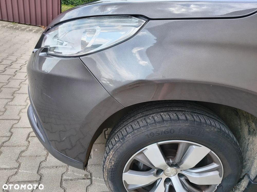 Peugeot 2008 - 14