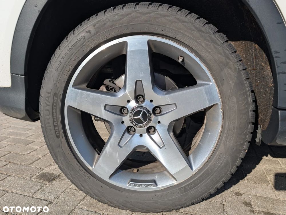 Mercedes-Benz GLA 200 7G-DCT AMG Line - 9