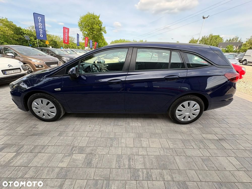 Opel Astra - 4
