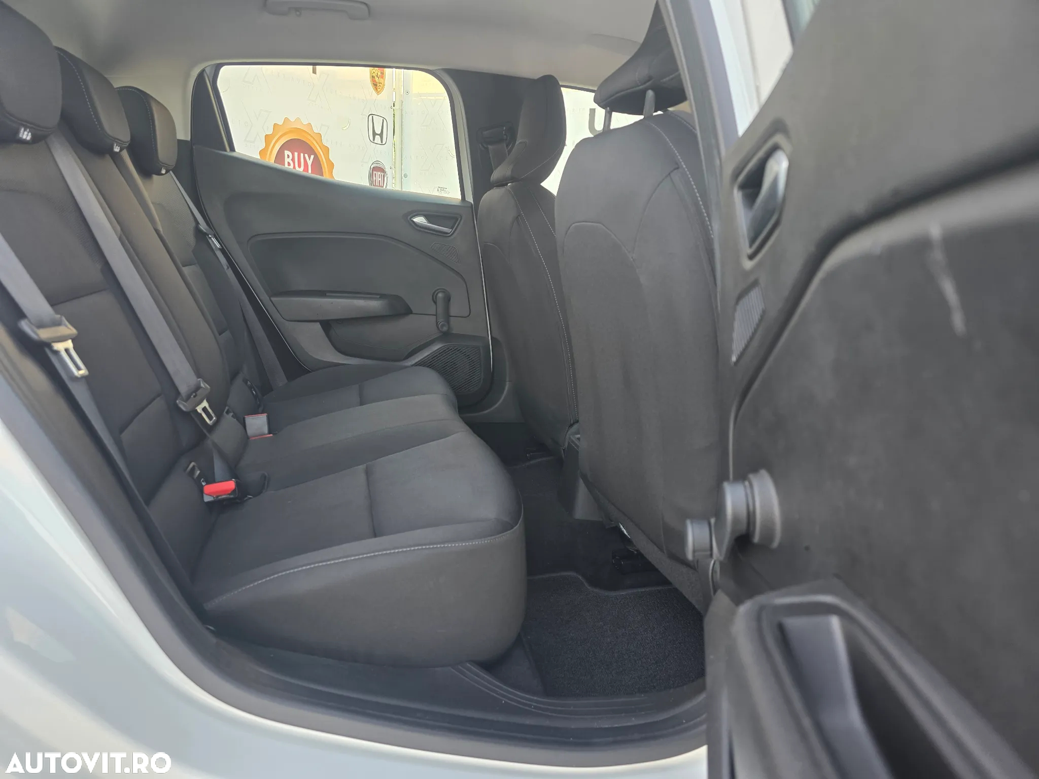 Renault Clio BLUE dCi 85 BUSINESS EDITION - 11