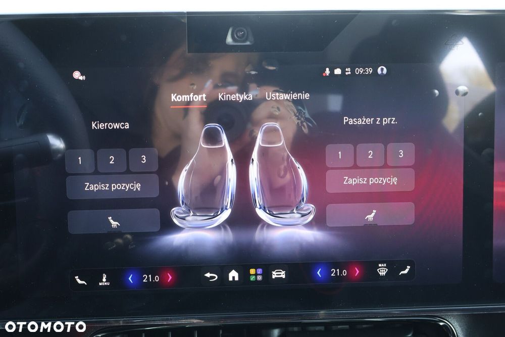 Mercedes-Benz CLA - 16