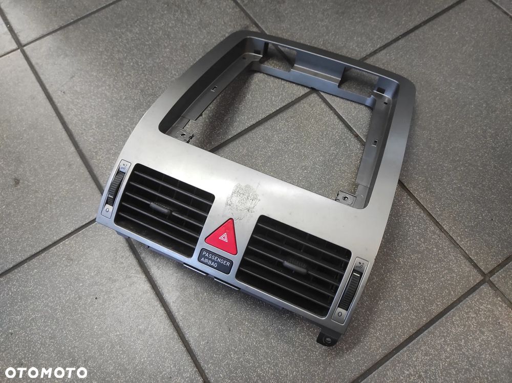 KRATKA ŚRODKOWA NAWIEWU SCHOWEK VW TOURAN 1 07-10R  LIFT WYSYŁKA !!!! - 1