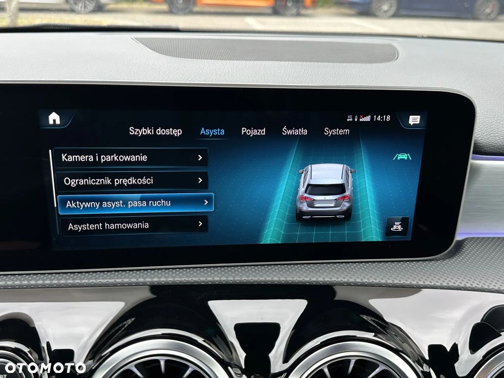 Mercedes-Benz Klasa A 250 Progressive 7G-DCT - 32