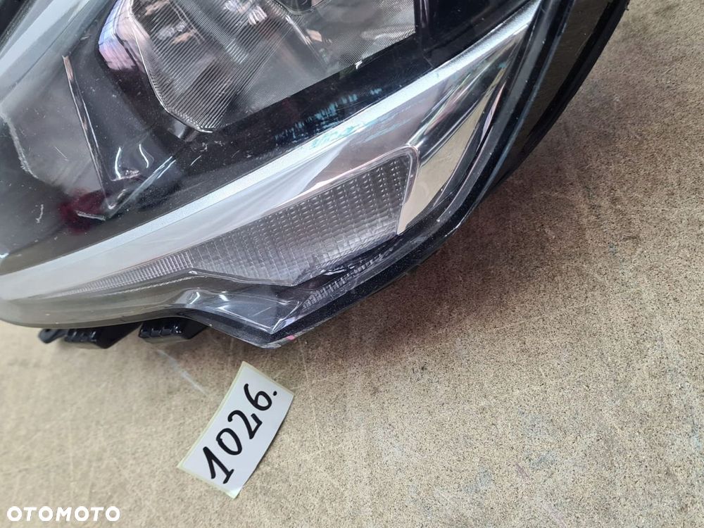 LAMPA lewy przód Opel Corsa F 19-23r - 2