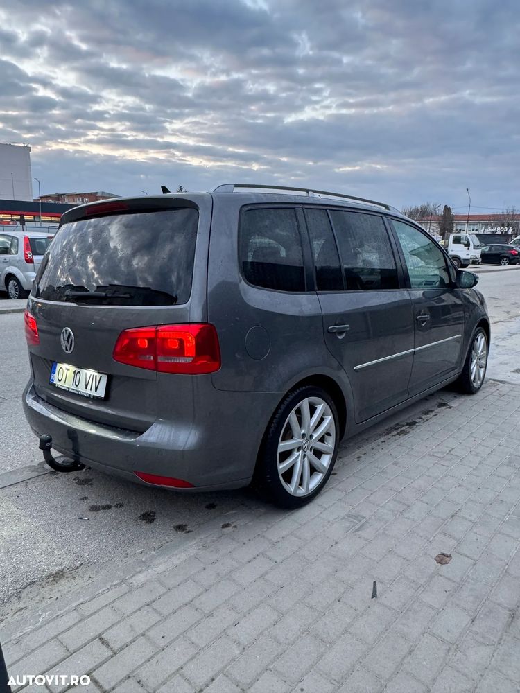 Volkswagen Touran 2.0 TDI DPF Highline DSG - 1