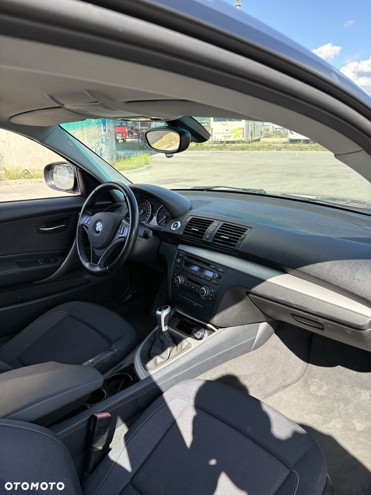 BMW Seria 1 118d - 12