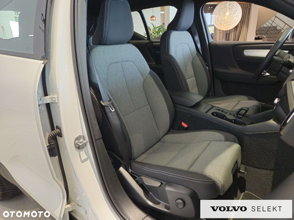 Volvo XC 40 - 23