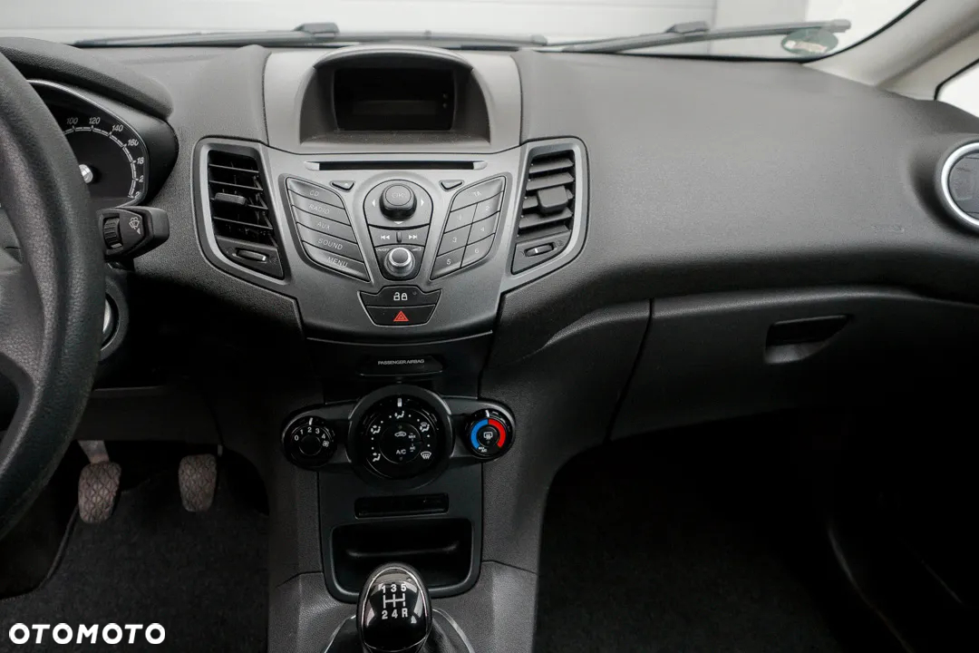 Ford Fiesta 1.25 Silver X - 22