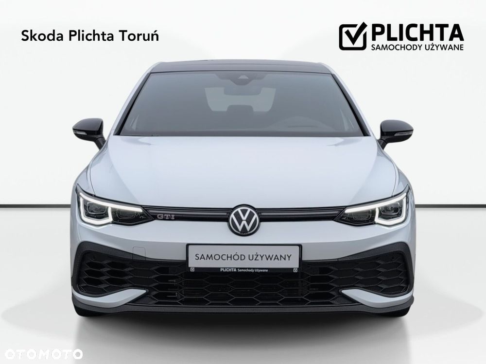Volkswagen Golf 2023 photo 2