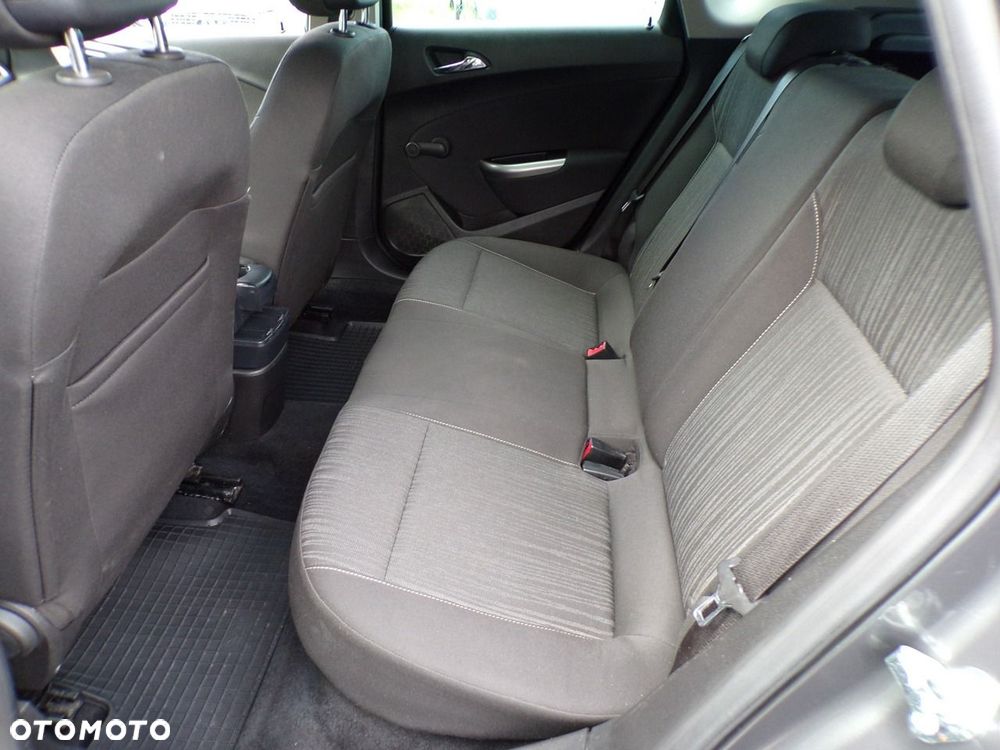 Opel Astra - 31