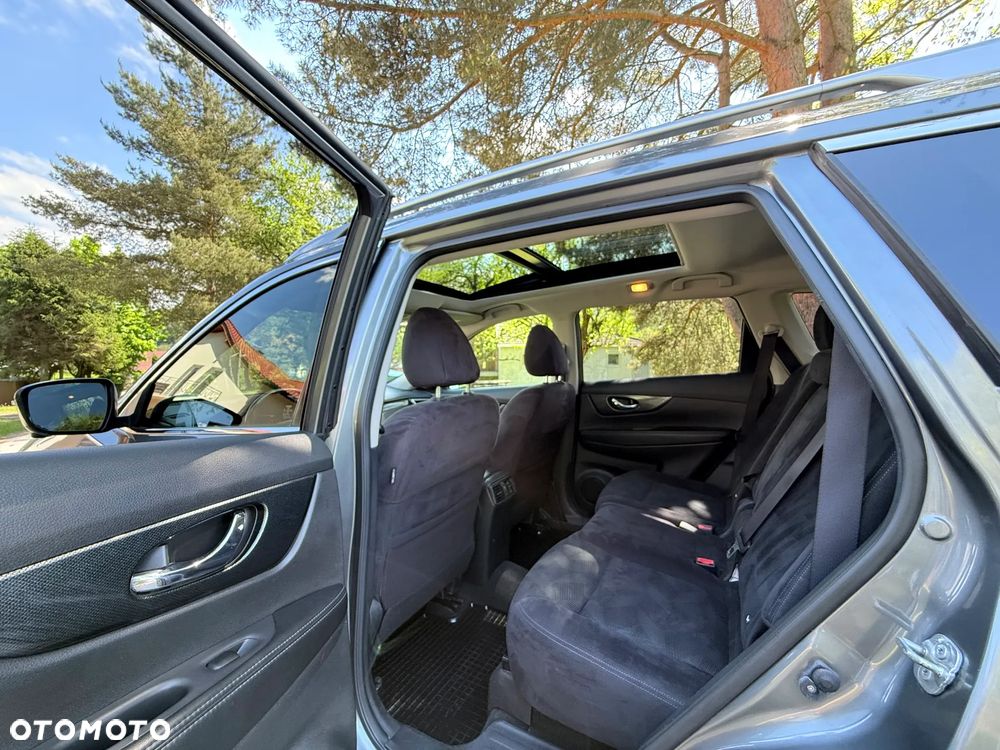 Nissan X-Trail 1.6 DCi N-Connecta 4WD EU6 - 24