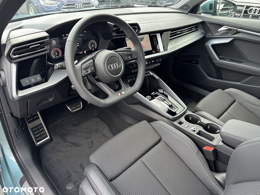 Audi A3 Sportback - 11
