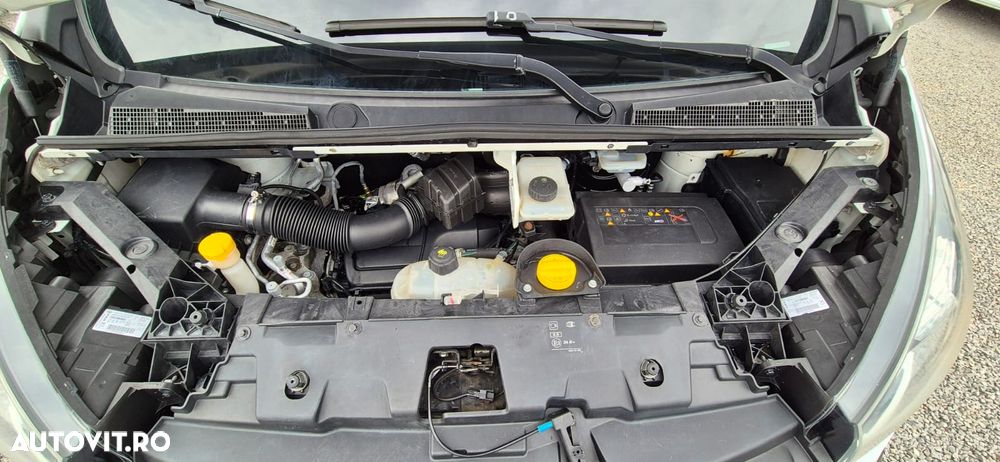 Renault Trafic Combi L1H1 8+1 Authentique - 8