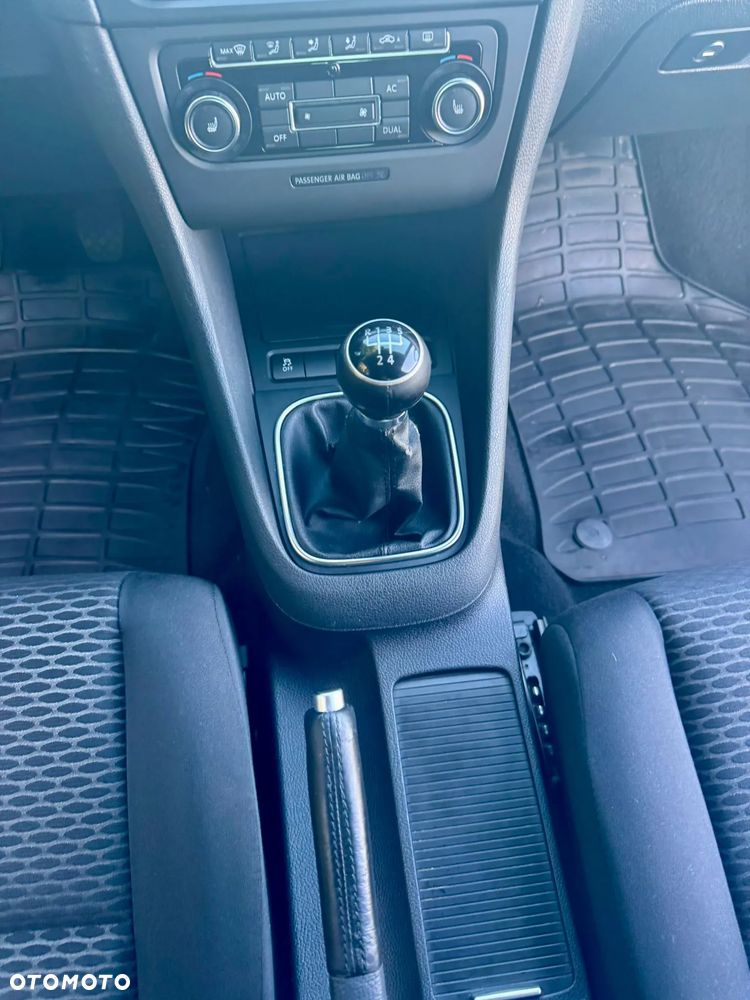 Volkswagen Golf VI 1.6 TDI Trendline - 9