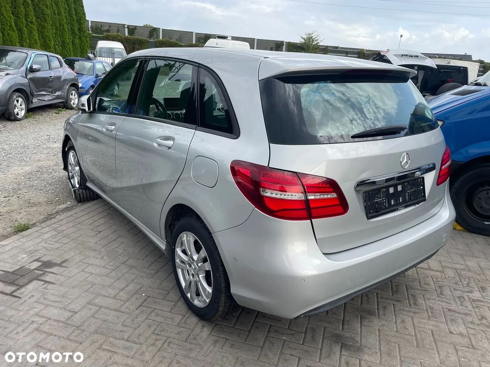 Mercedes-Benz Klasa B 180 CDI 7G-DCT - 2