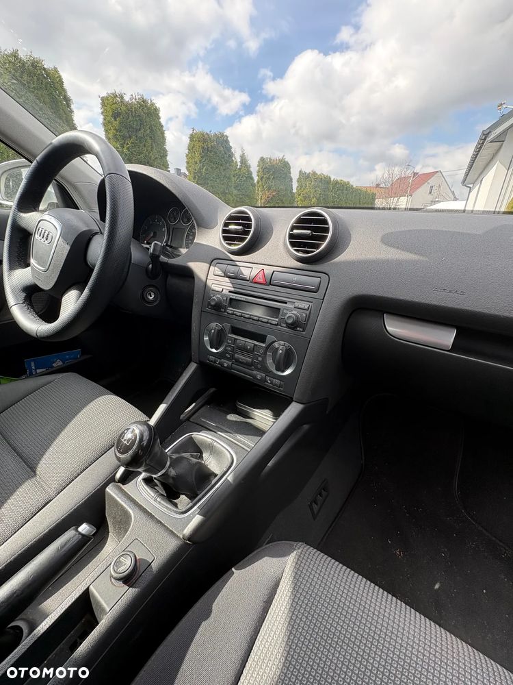 Audi A3 Sportback 1.6 Ambition - 7