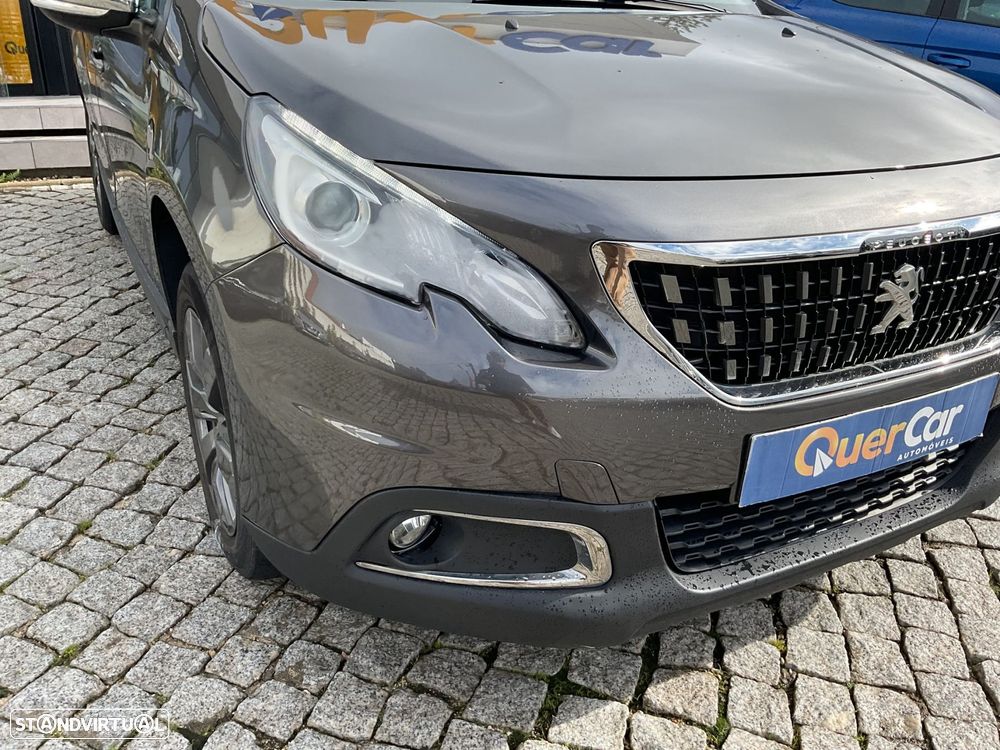 Peugeot 2008 1.2 PureTech Style - 15