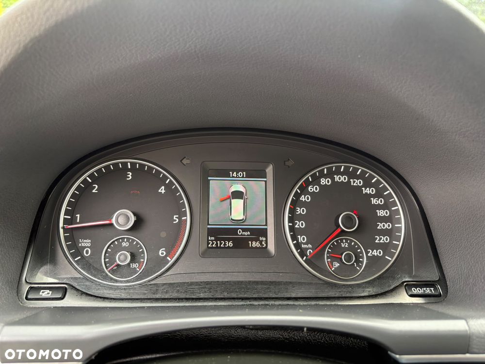 Volkswagen Touran 2.0 TDI DPF BlueMotion Technology Cup - 18