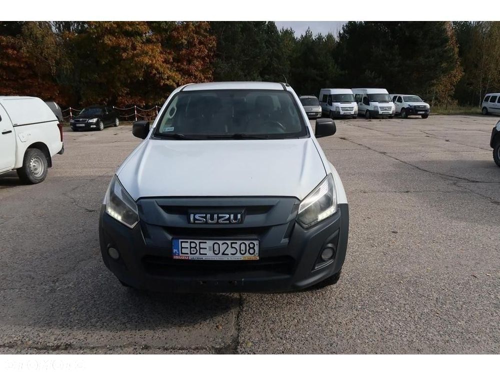 Isuzu D-Max - 9