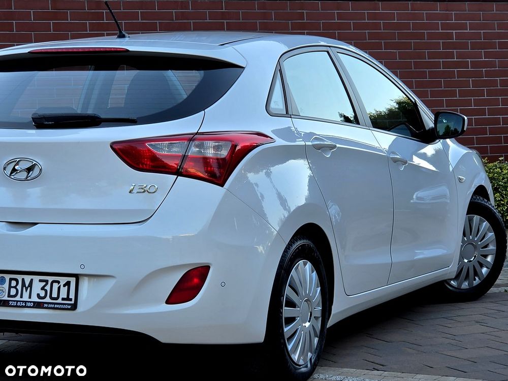 Hyundai i30 1.6 Fifa World Cup Edition - 25