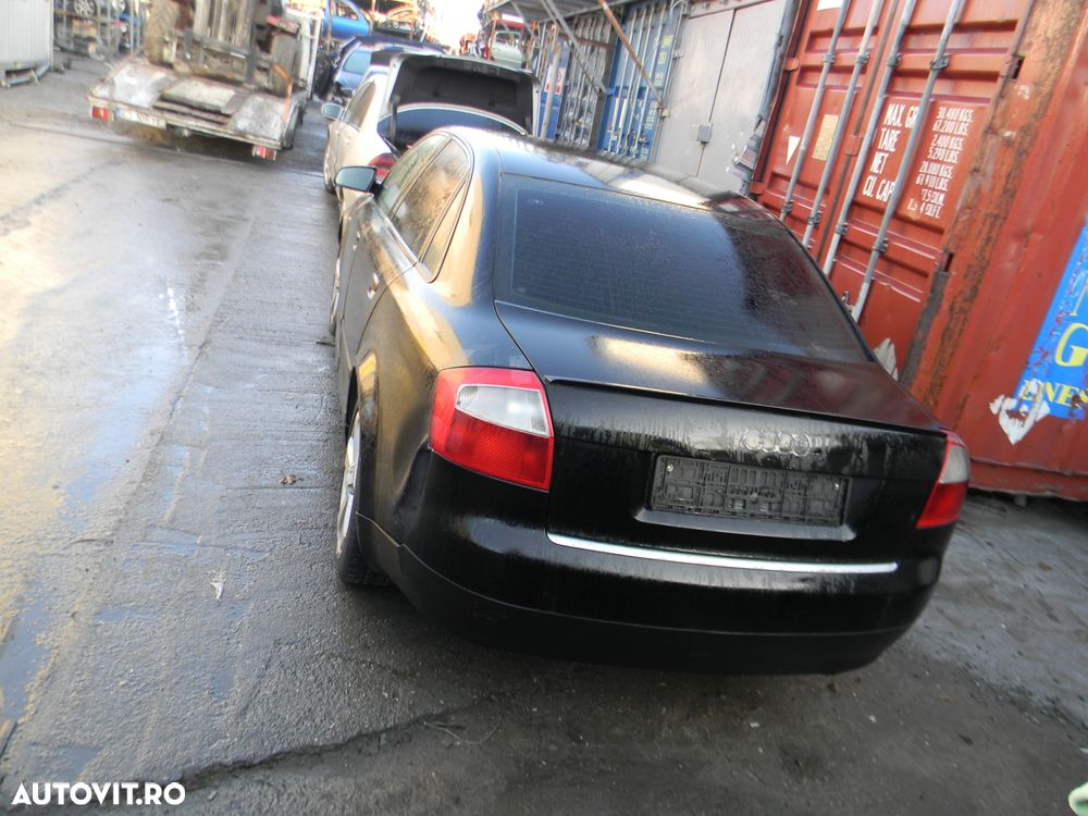 Dezmembrari  Audi A4 B6 (8E)  2000  > 2004 1.9 TDI Motorina - 3